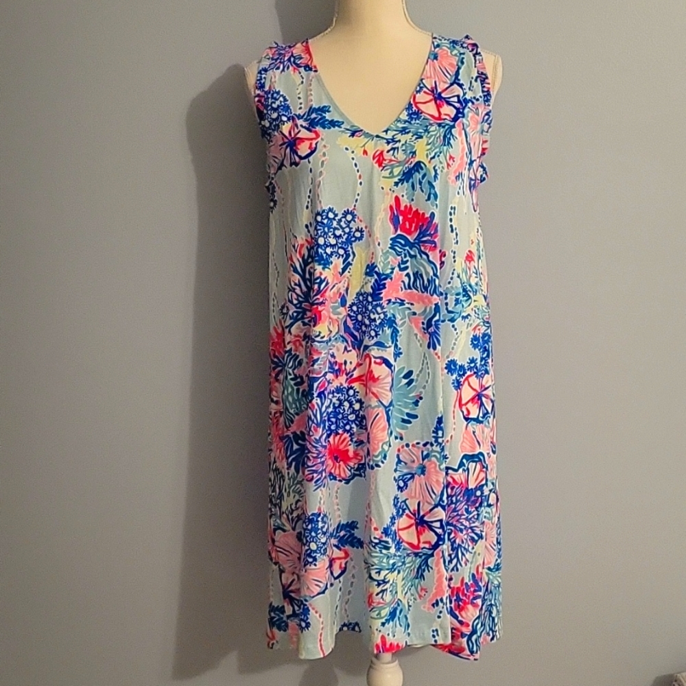 BRAND - Lilly Pulitzer, SIZE - M AND COLOR -